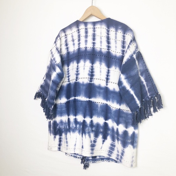 Roller Rabbit size OS blue and white Bridgette fringe kimono - Picture 7 of 12